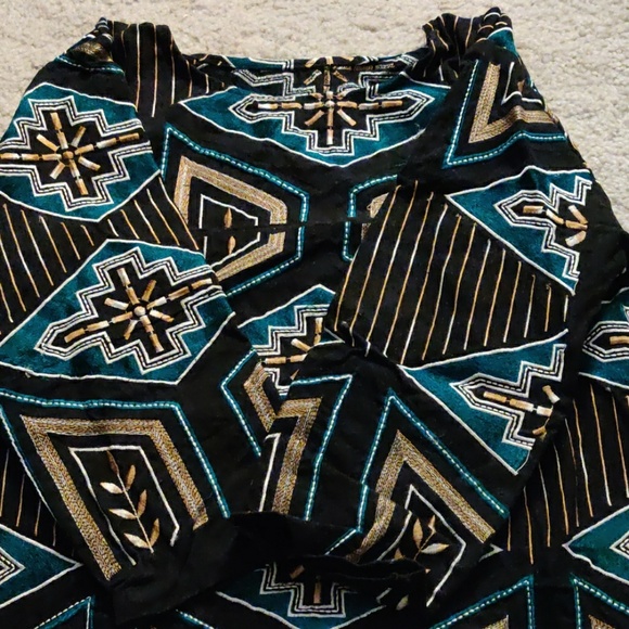 Top - Picture 3 of 4